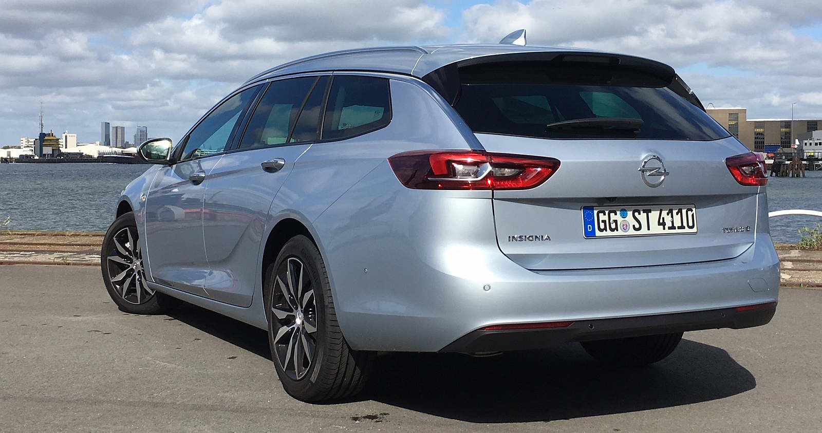 Opel Insignia Sports Tourer (2017) Autotest - Fotografie: Wouter Vastenhout