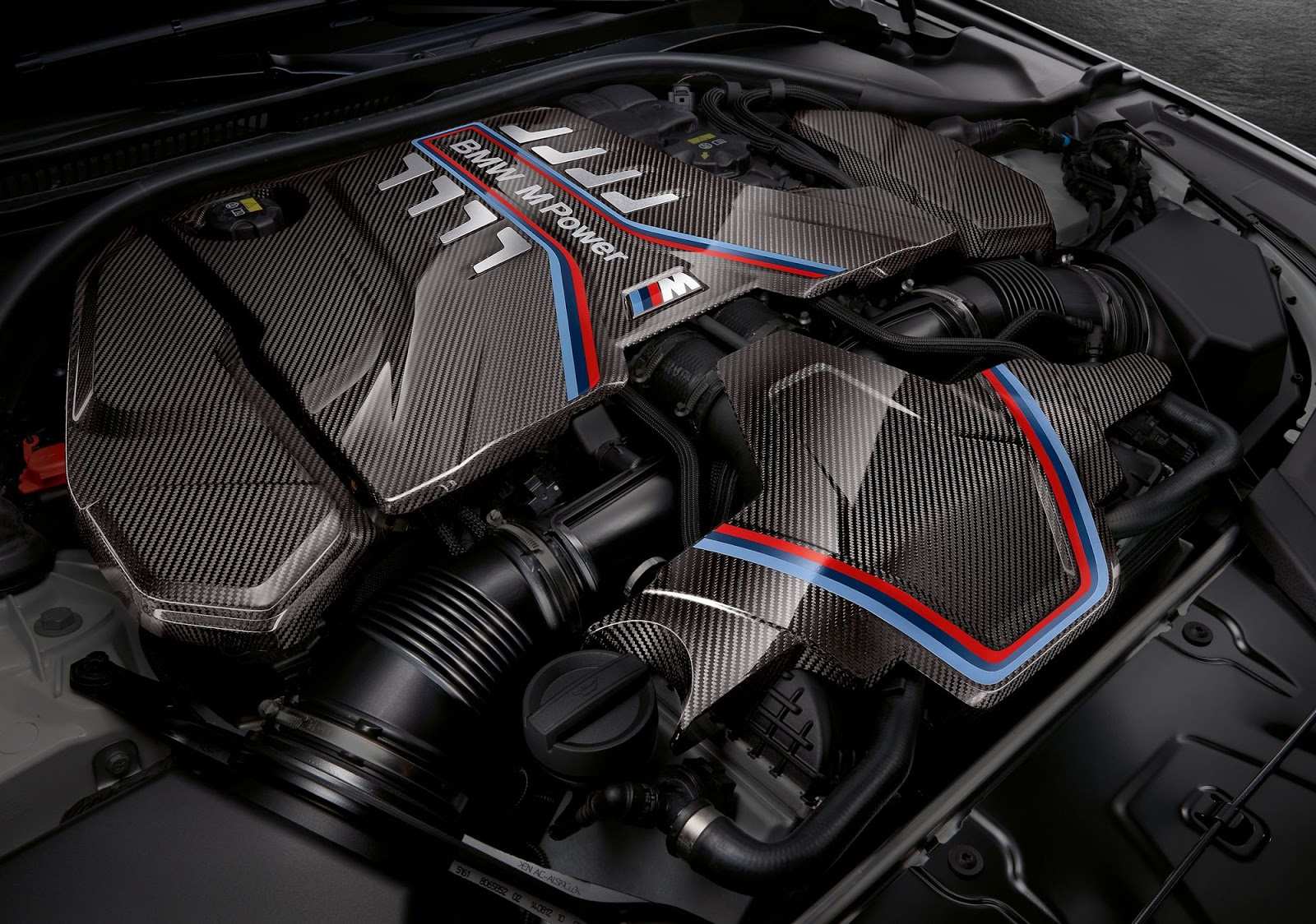 BMW M5 met BMW M Performance Parts