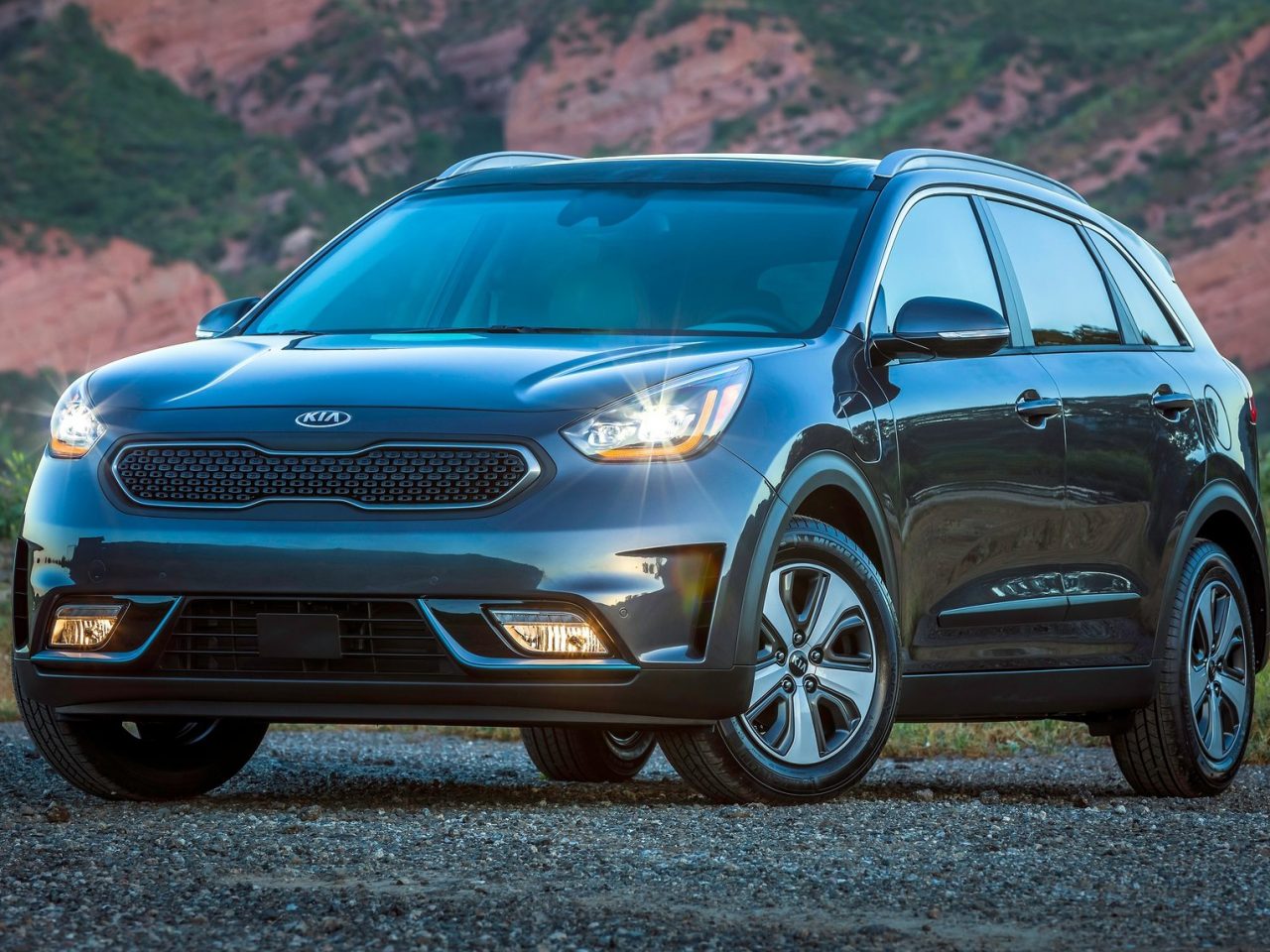 De 2019 Kia Niro, beschikbaar in drie smaken.