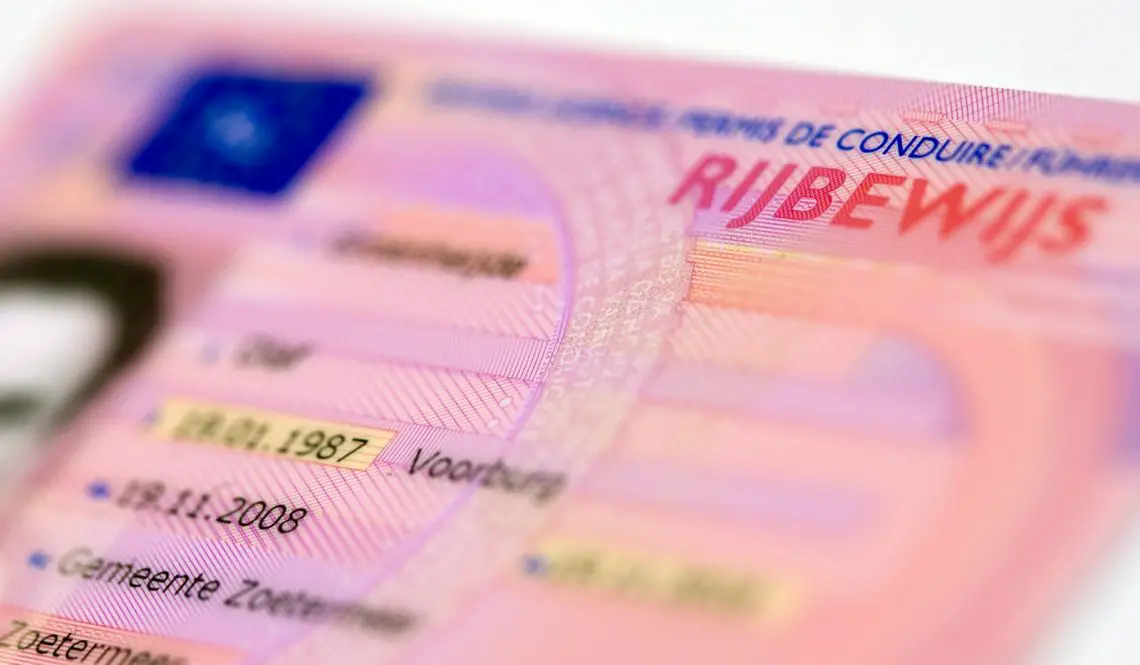 Hoeveel ben je kwijt voor je rijbewijs? AutoRAI.nl