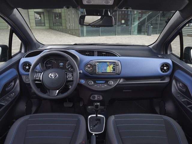 Toyota Yaris facelift 2017