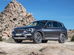 Dit is hem, de derde generatie BMW X3, opgeslagen voor rotsen.