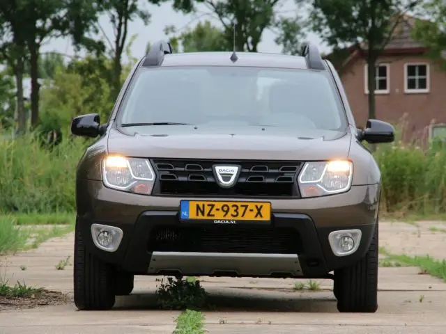 2017 Dacia Duster Blackshadow