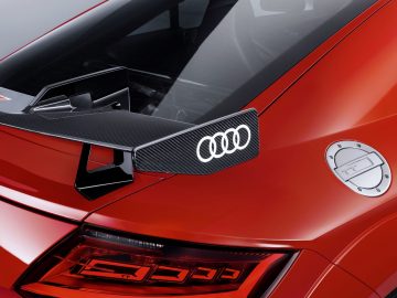 Audi rs3 rs4 rs5 rs6 rs7 Audi R8 RS.