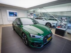 Audi Virtual Reality in showroom