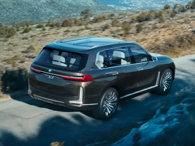 BMW Concept X7