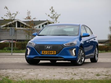Hyundai IONIQ Hybrid