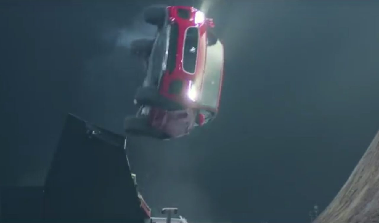 Jaguar E-Pace Barrel Roll