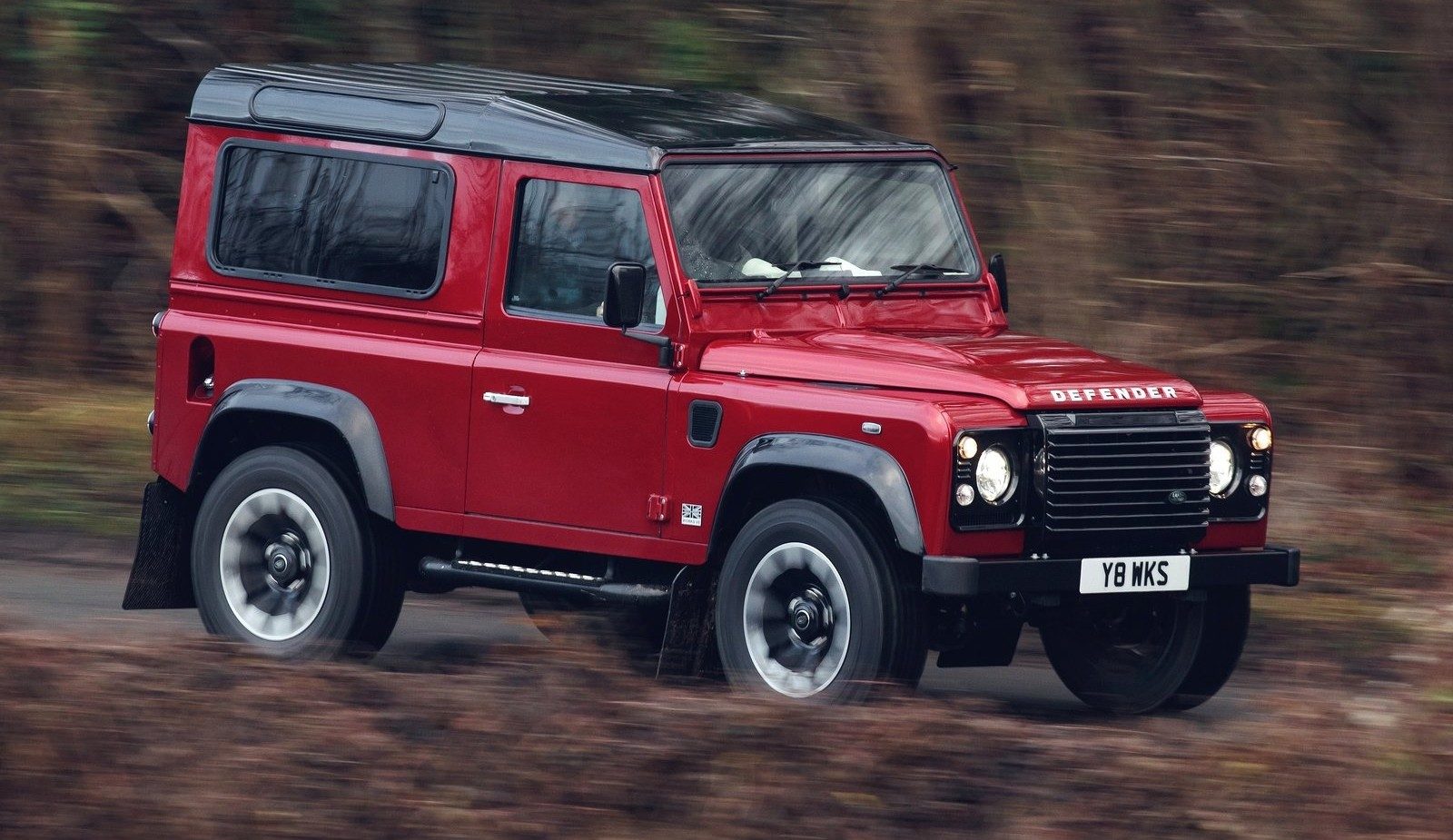 Land Rover Defender Works V8