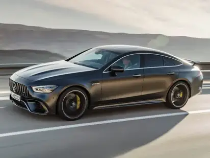 Mercedes Amg Gt 4 Door Coupe nval Op Porsche Panamera