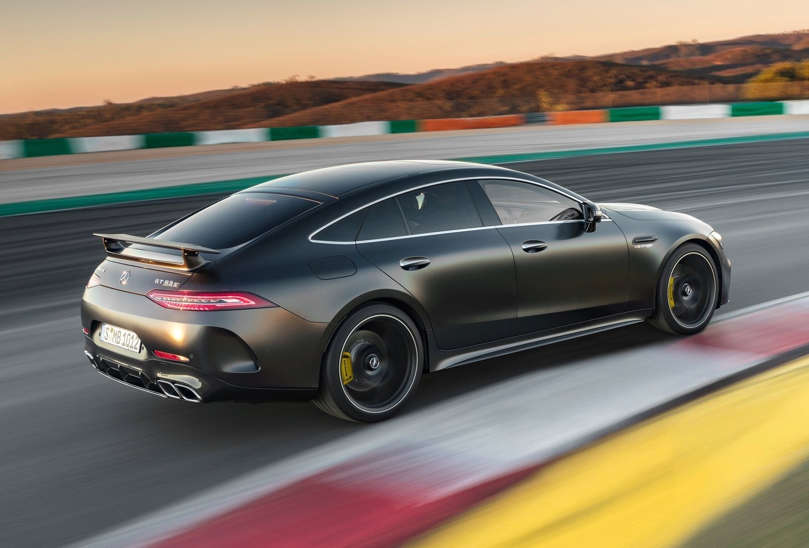 Mercedes-AMG GT 4-Door Coupé: aanval op Porsche Panamera