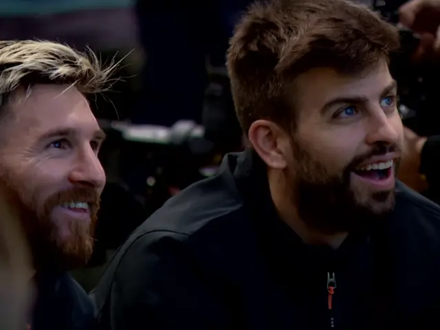 Lionel Messi en Barcelona's video Lionel Ronaldo.