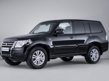 2017 Mitsubishi Pajero Van