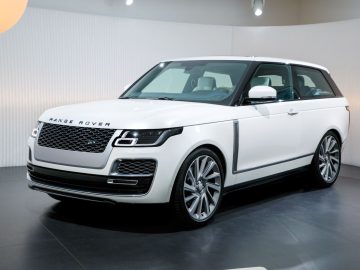 Range Rover SV Coupé