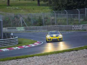 Ringrecord voor de Porsche 911 GT2 RS - 6:47,3 minuten