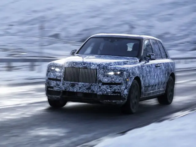 Rolls-Royce Cullinan teaser