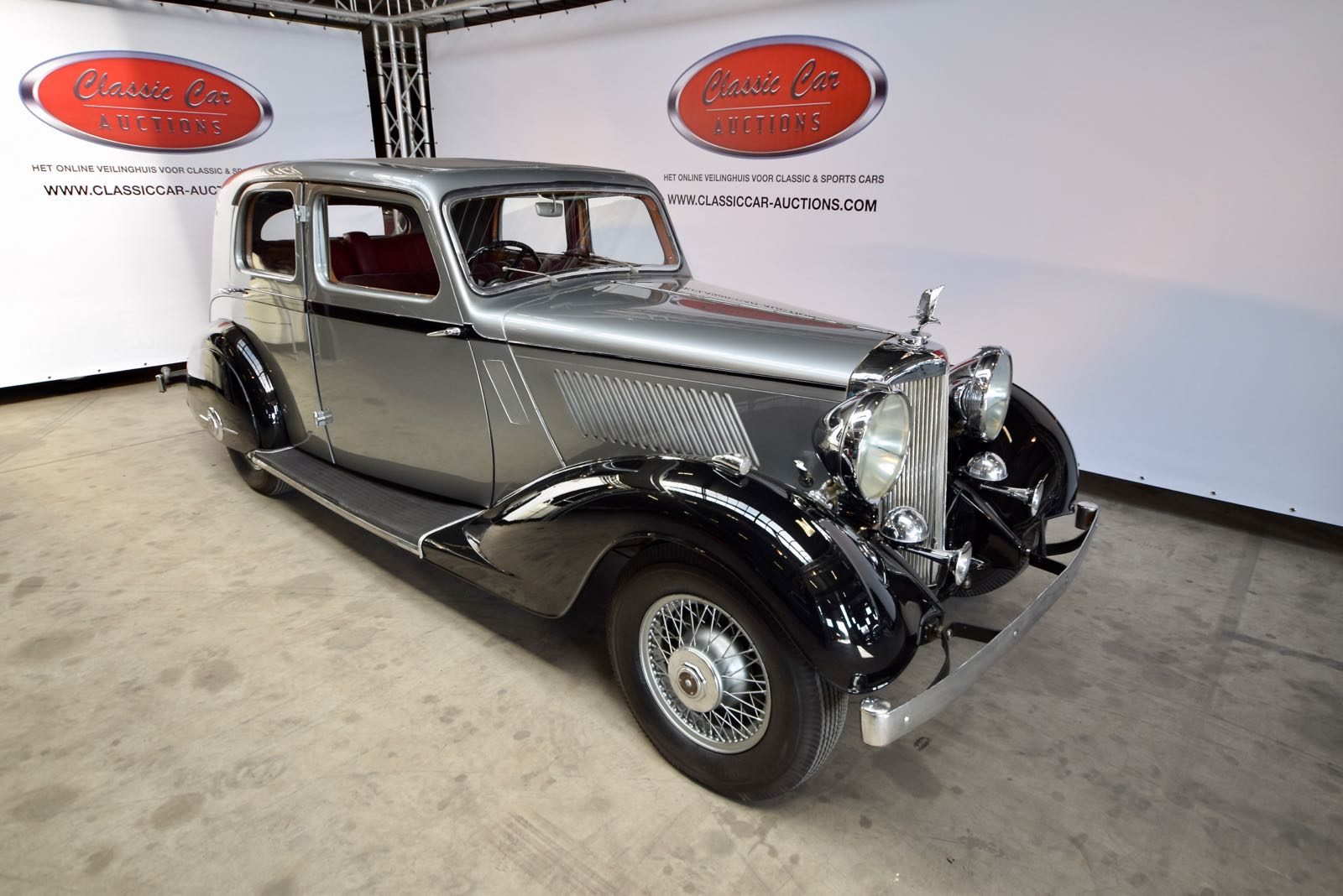 Opruiming bij Gallery Aaldering megaveiling van bijna 200 klassiekers