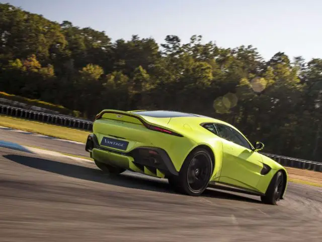 Aston Martin Vantage