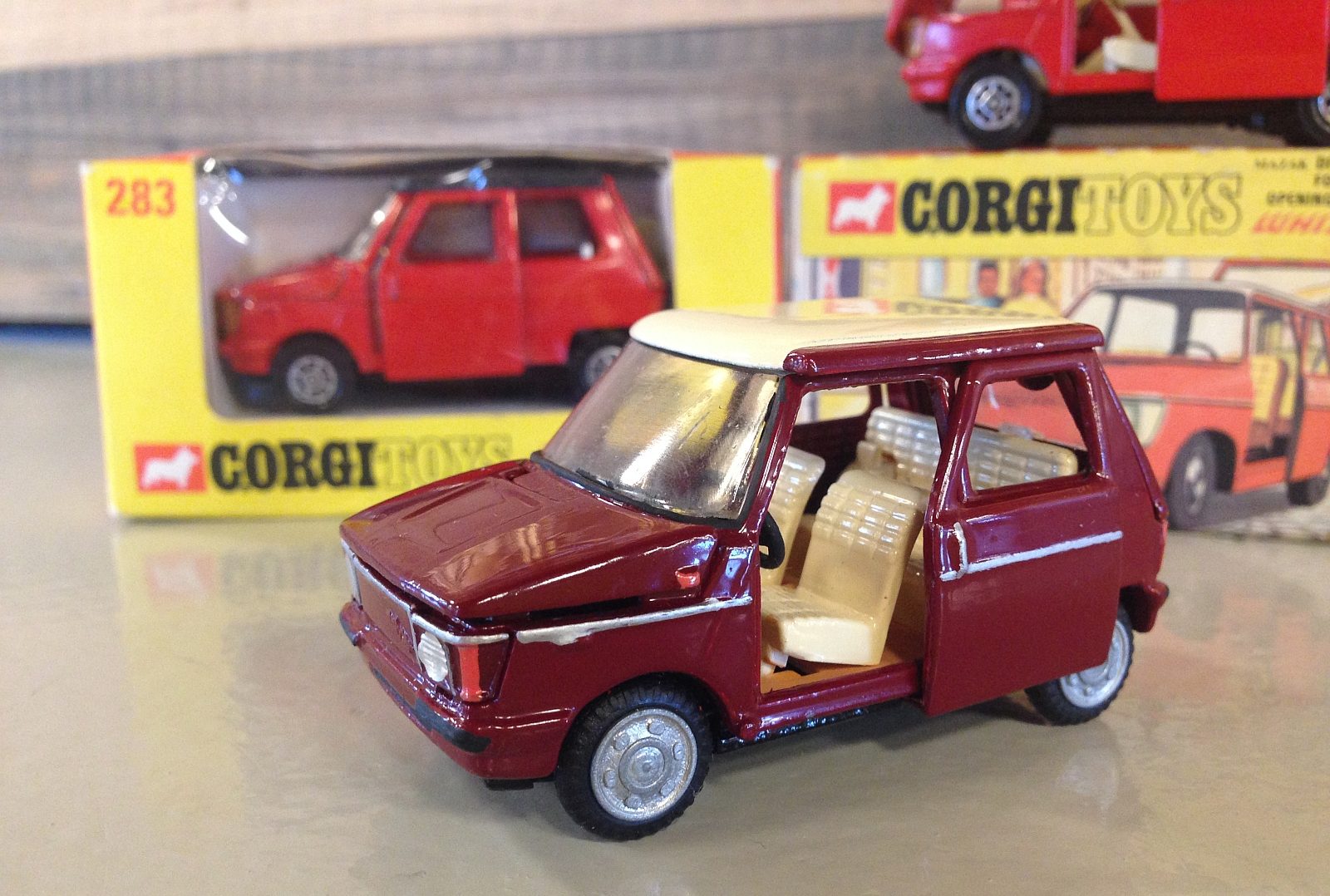 Corgi Whizzwheels N°283 – OSI DAF-CITY CAR 1970, Miniature Rouge 1:43