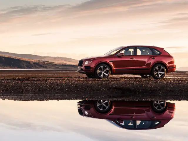 Bentley Bentayga V8
