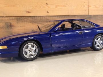 BMW 850 CSi