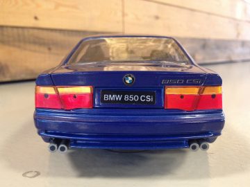 BMW 850 CSi