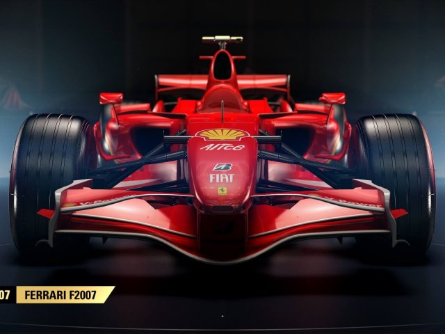 De Ferrari F1 2017-auto staat tentoongesteld in een donkere kamer.