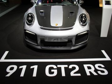 De Porsche 911 GT2 RS is te zien op de Autosalon 2018 in Brussel.