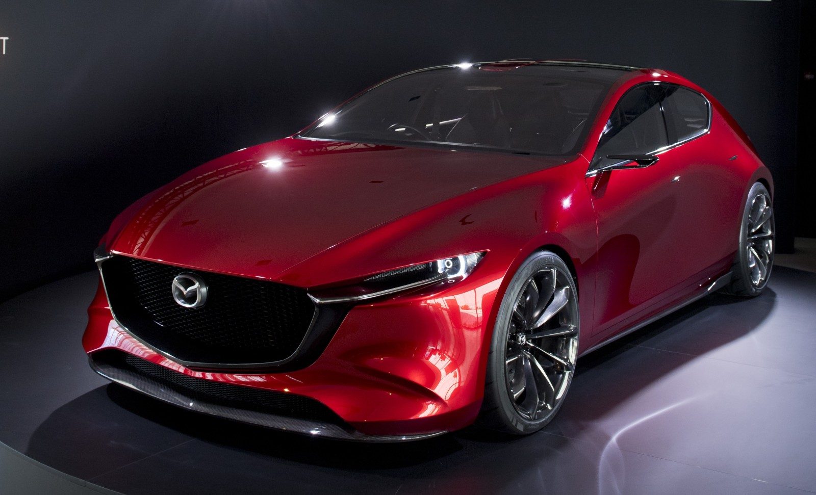 new mazda 2 2021  car wallpaper