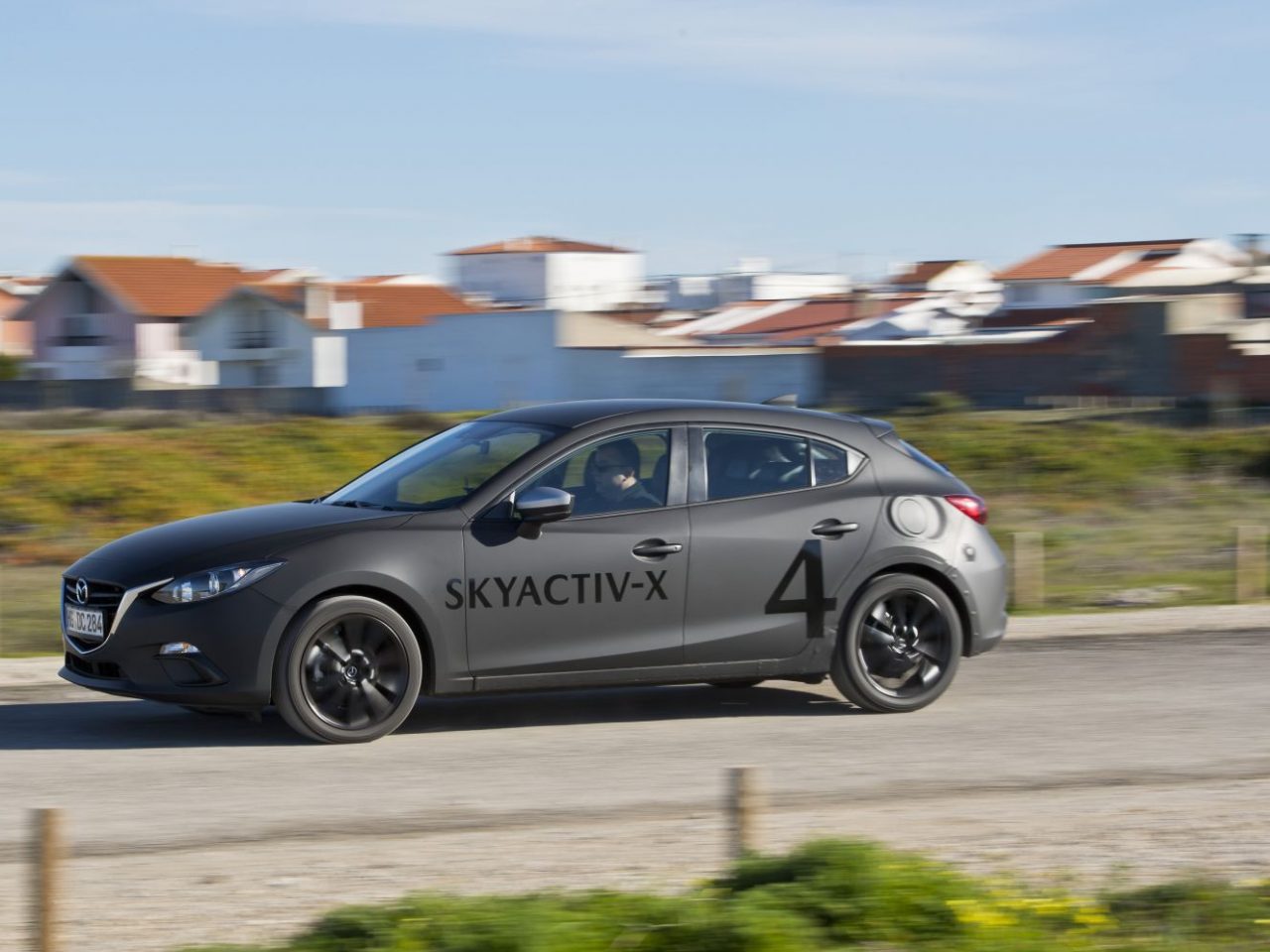 Mazda skyactiv x