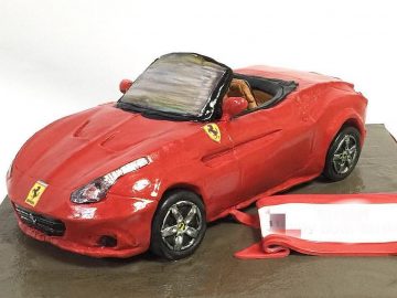 mcakes japan ferrari california