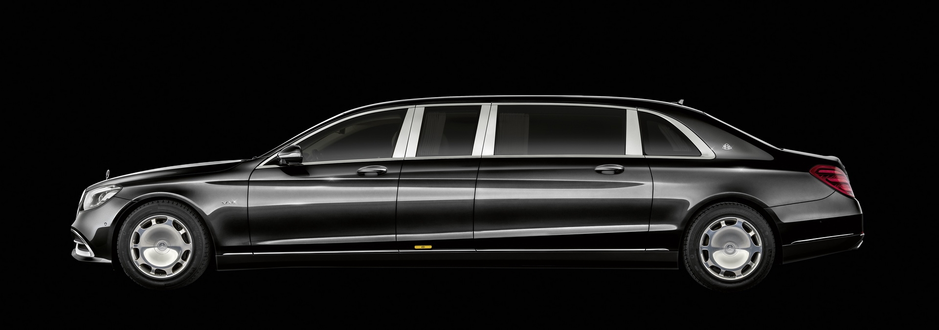 De vernieuwde Mercedes-Maybach Pullman: 6,5 meter aan luxe