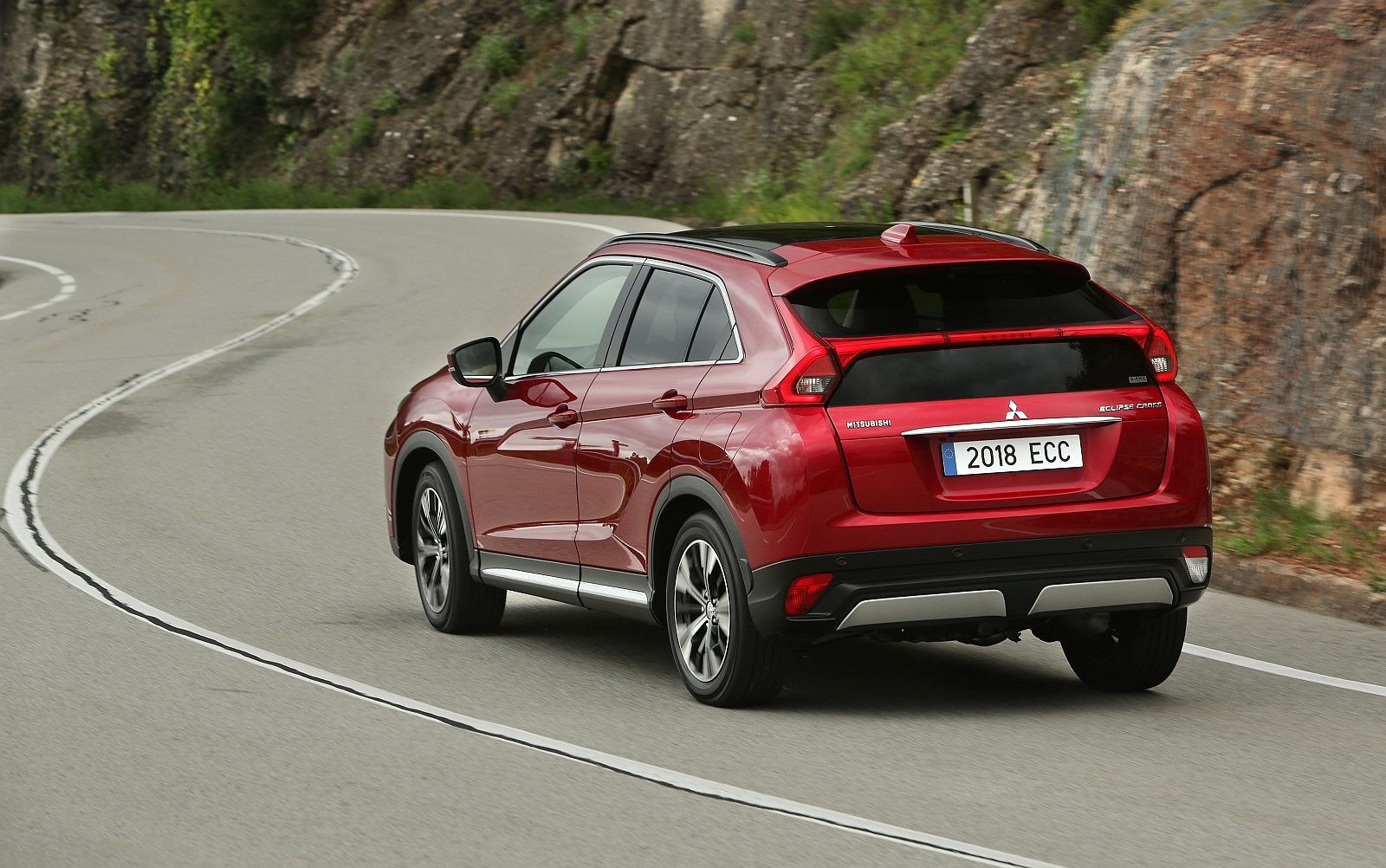 Mitsubishi Eclipse Cross - Autotest AutoRAI.nl