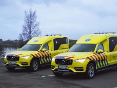 Volvo XC90 Ambulance - FOTO: UMCG Ambulancezorg en Ambulancezorg Limburg-Noord