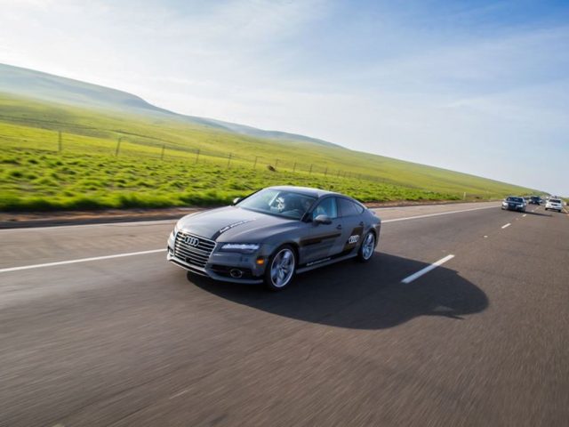 01-Audi_A7_piloted_driving_concept_car