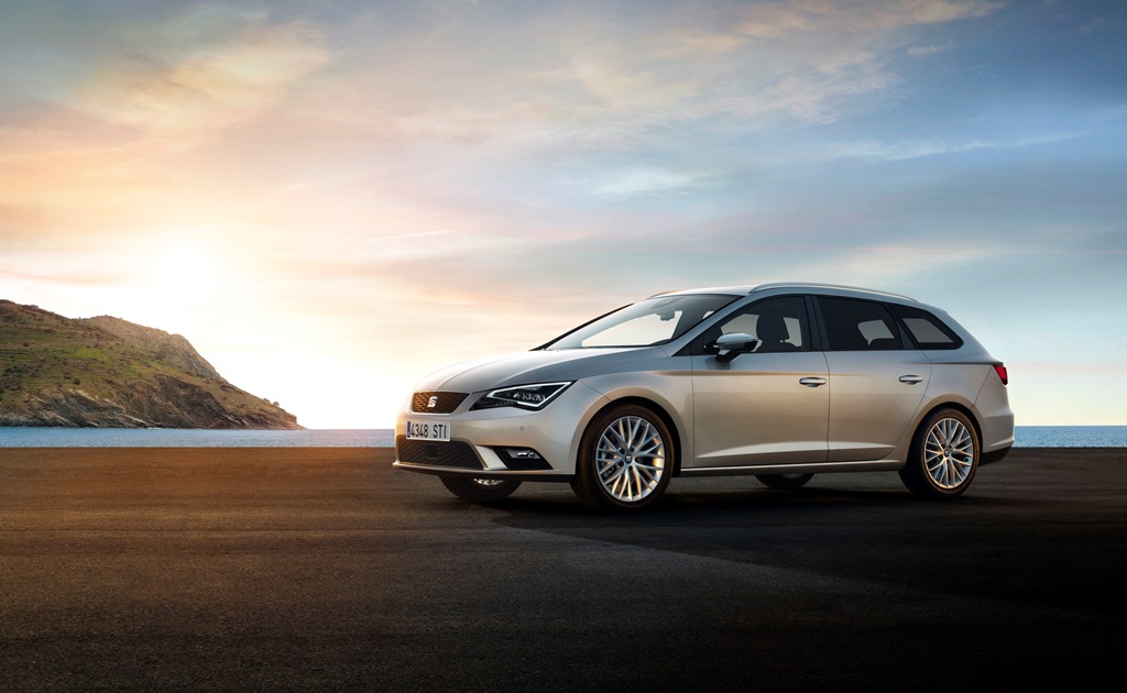 01_012-SEAT-LEON-ST-STYLE.jpg