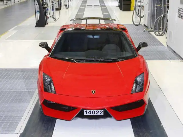 01_Laatste_Lamborghini_Gallardo.jpg
