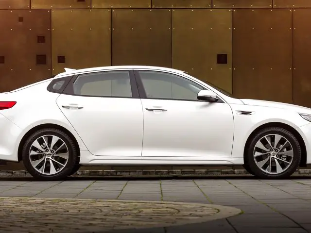 02-Kia-Optima