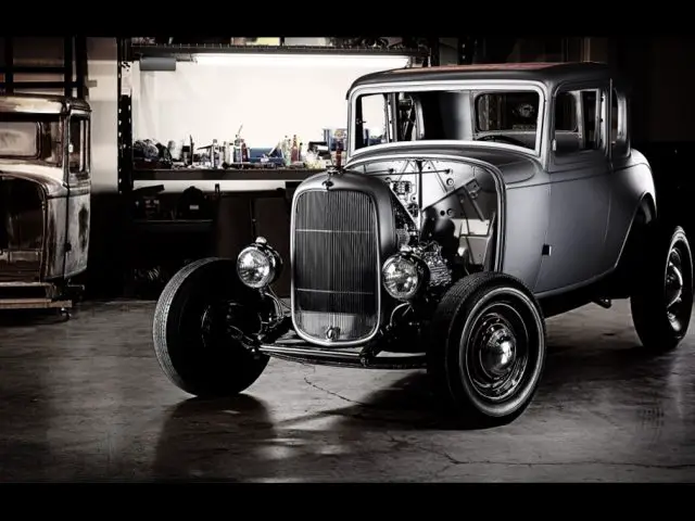 1932 Ford 5-Window Coupe body