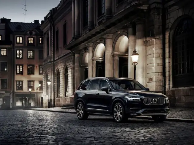 2015-volvo-xc90.jpg