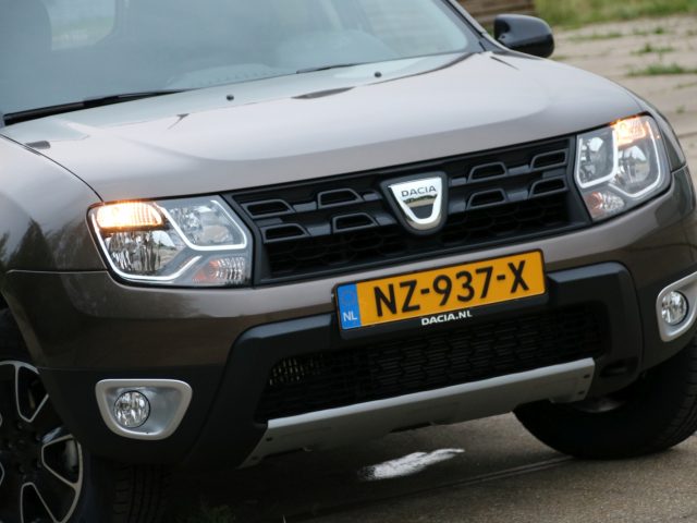 2017 Dacia Duster Blackshadow