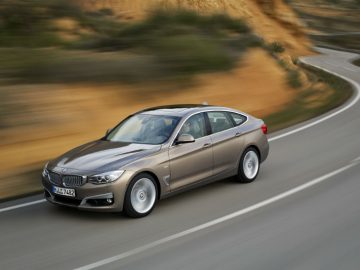 BMW3GThoofd800.jpg
