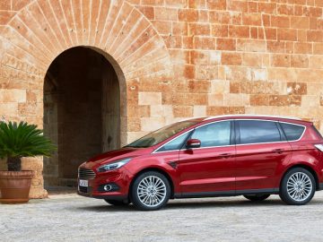 Ford-S-Max-1