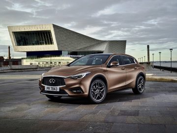 Infiniti-Q30.jpg