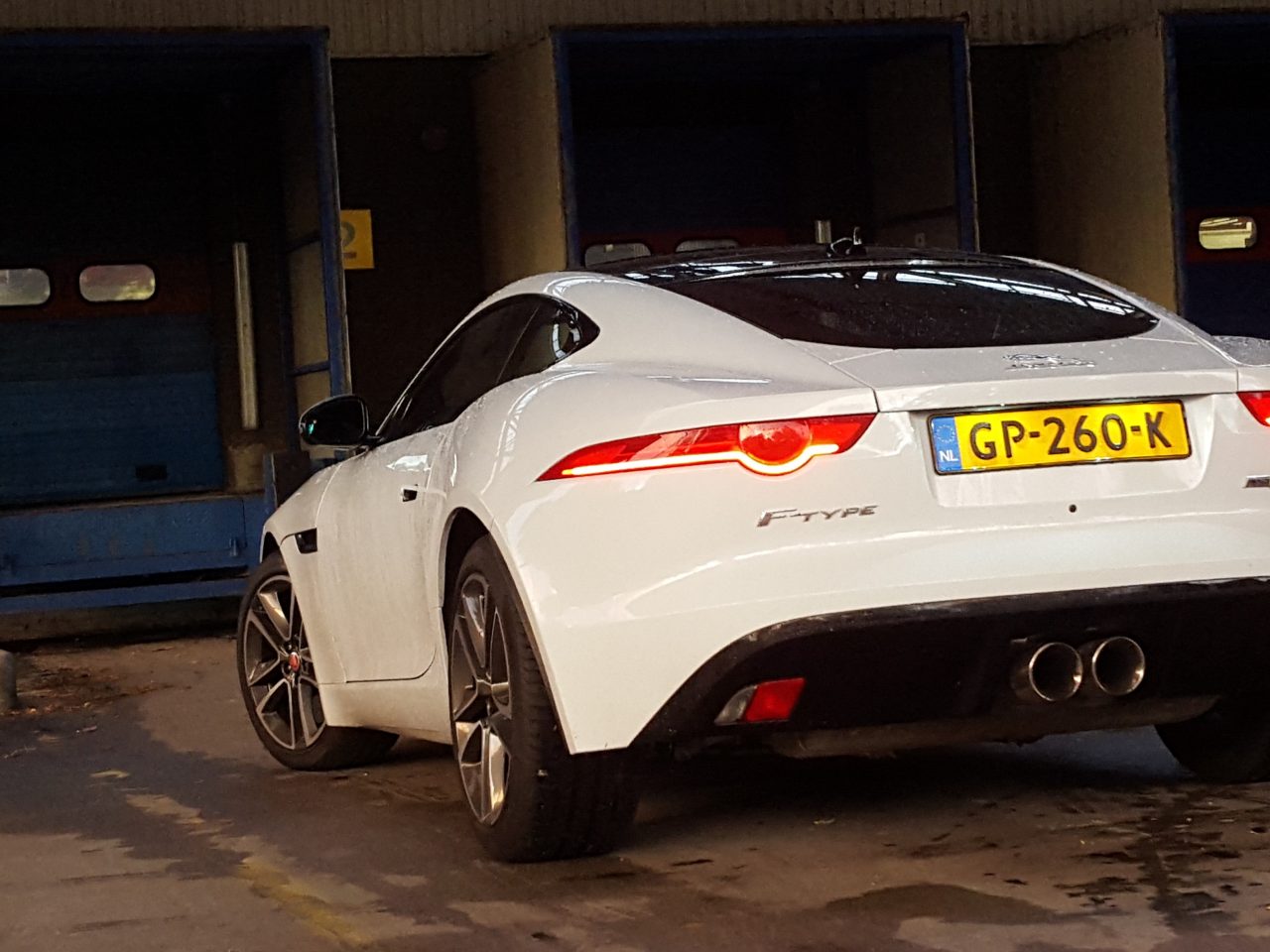 Jaguar F-Type 1