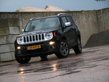 Jeep Renegade grijs kenteken