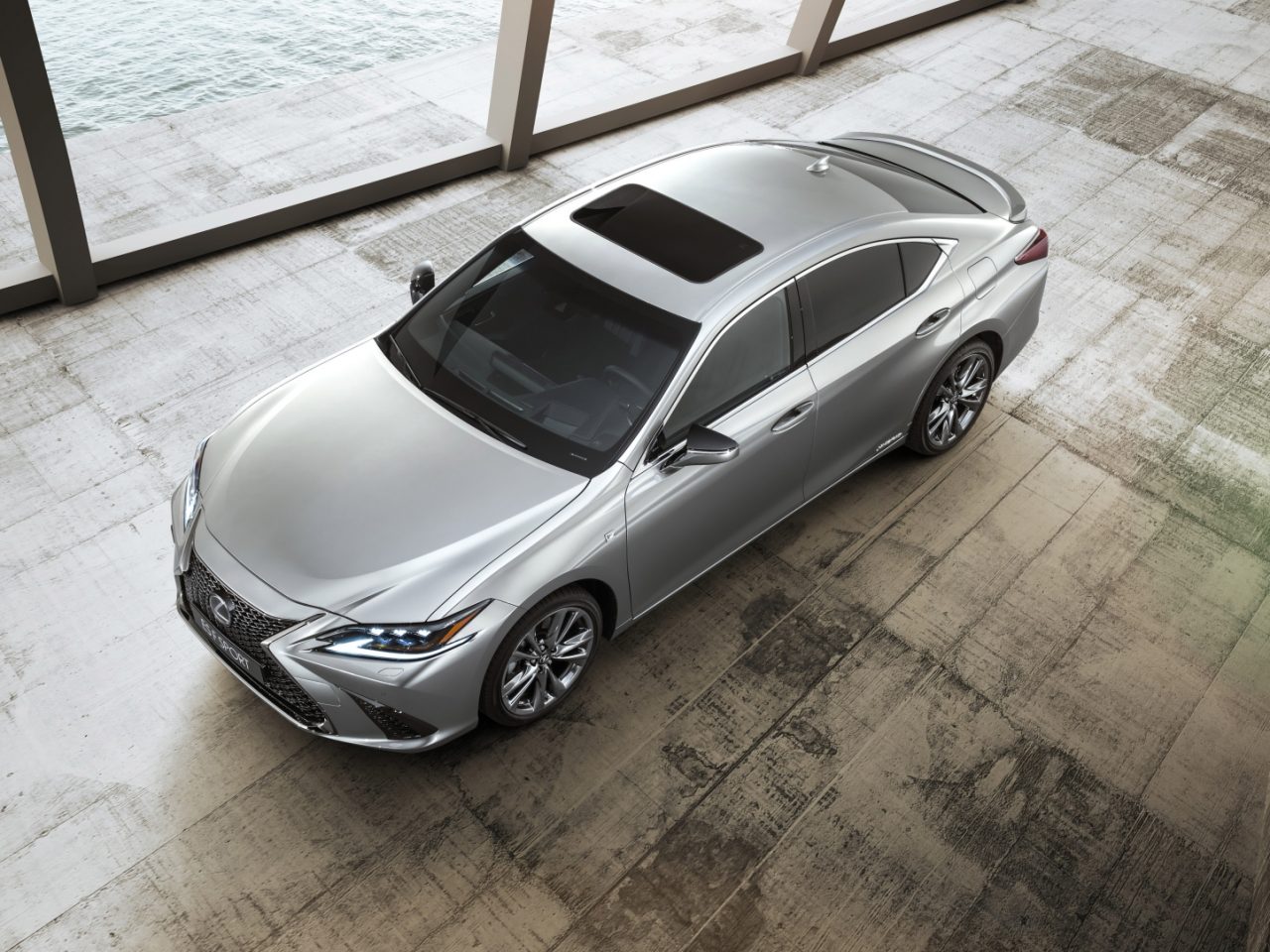 Lexus ES F Sport
