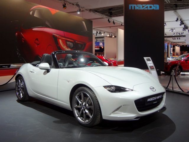 Mazda-MX-5-2015