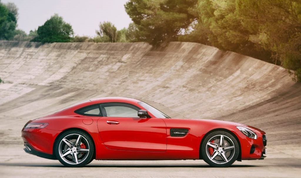Mercedes-Benz-AMG_GT_2016.jpg