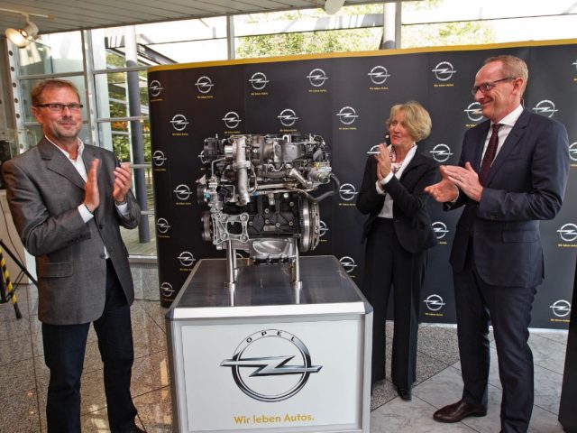 Opel-Kaiserslautern-288444-medium.jpg